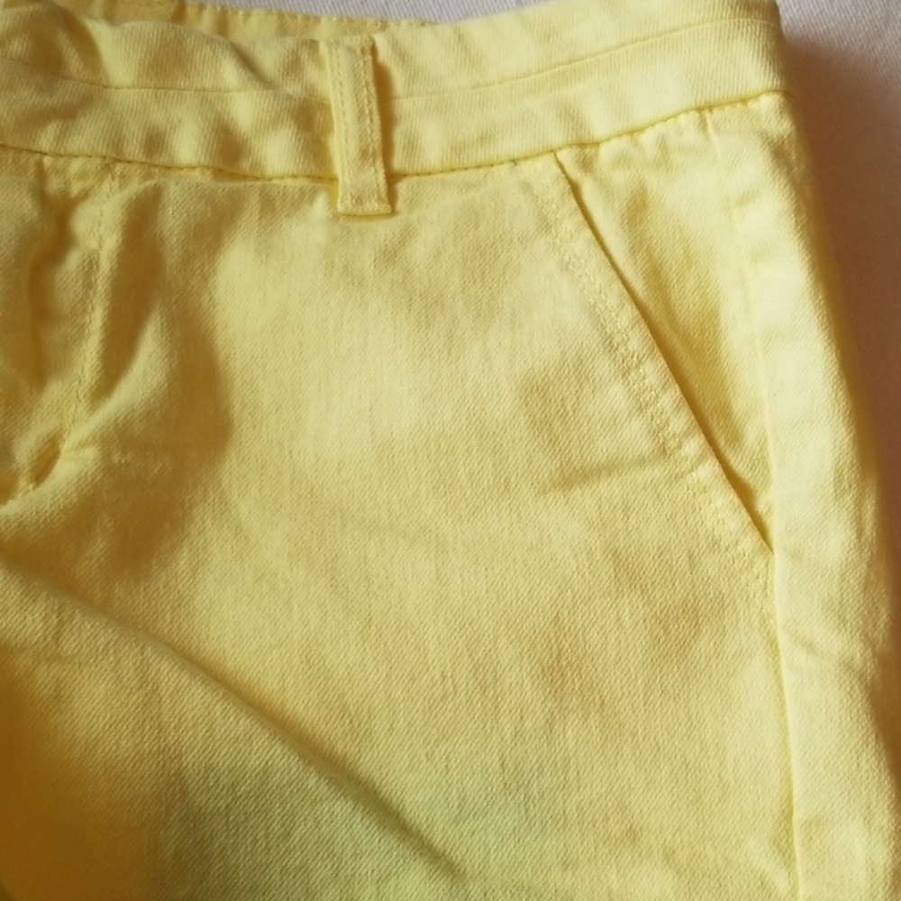 HARPER l Yellow Shorts - Picture 3 of 8